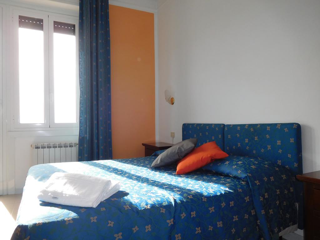 Baia Delle Favole Affittacamere Sestri Levante Exterior foto